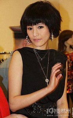 摧残女明星,揭开娱乐圈黑暗面